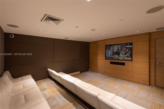 950 Brickell Bay Dr 4403, Miami, FL 33131