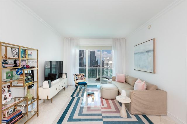 950 Brickell Bay Dr 4403, Miami, FL 33131