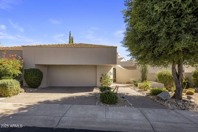 8549 E VISTA DEL LAGO --, Scottsdale, AZ 85255