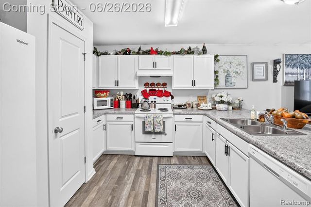 528 Turn Bull Street, Lapeer, MI 48446
