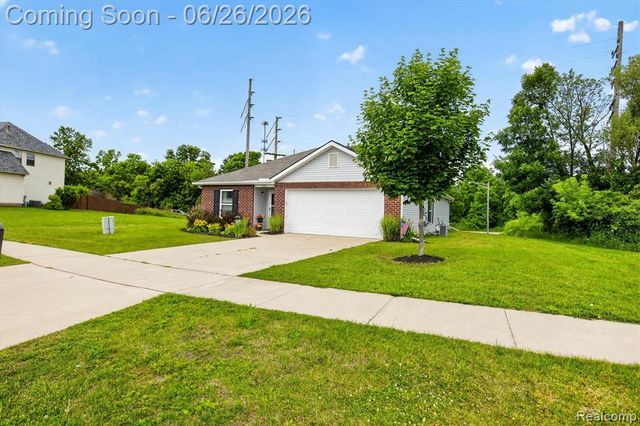 528 Turn Bull Street, Lapeer, MI 48446