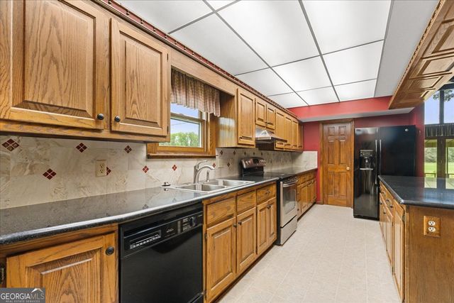 295 Craigtown Road NE, Calhoun, GA 30701