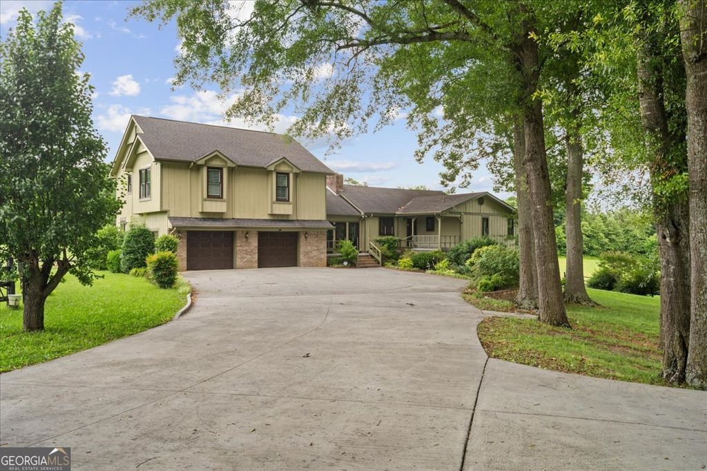295 Craigtown Road NE, Calhoun, GA 30701