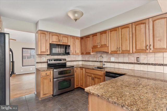 5673 PHELPS LUCK DR, Columbia, MD 21045