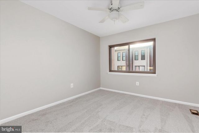 5673 PHELPS LUCK DR, Columbia, MD 21045