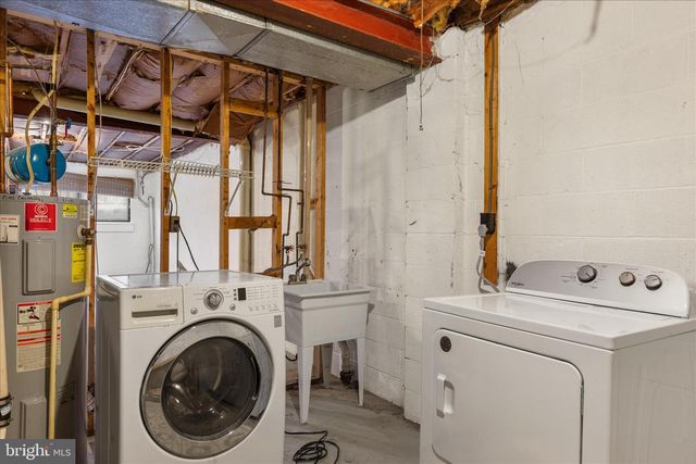 5673 PHELPS LUCK DR, Columbia, MD 21045