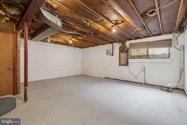 5673 PHELPS LUCK DR, Columbia, MD 21045