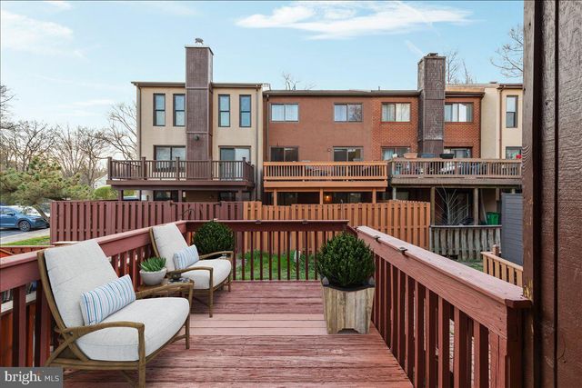 5673 PHELPS LUCK DR, Columbia, MD 21045