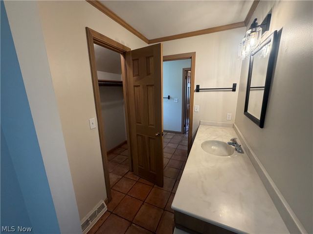 7750 W Calla Road, Canfield, OH 44406