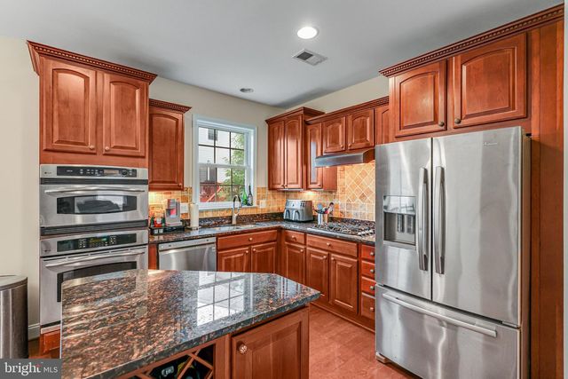 8923 TAPPEN MILL WAY, Manassas, VA 20109