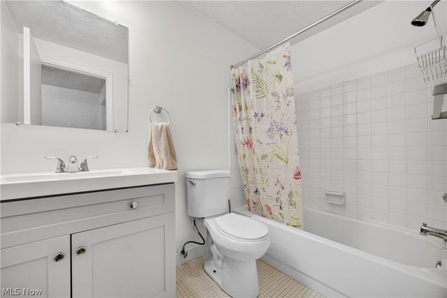 9751 Sunrise Boulevard M10, North Royalton, OH 44133