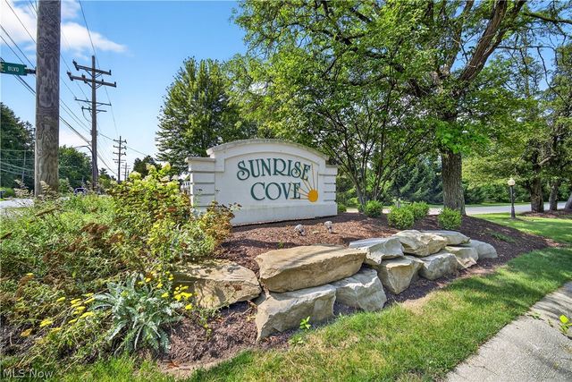 9751 Sunrise Boulevard M10, North Royalton, OH 44133