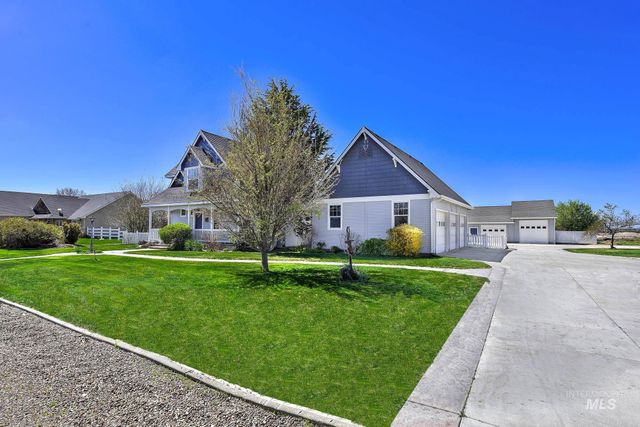 15955 Wintergreen Dr, Caldwell, ID 83607