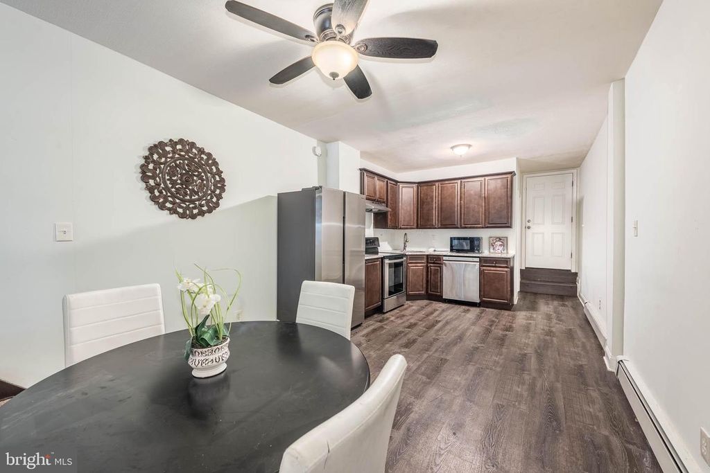 Image 5 of property listing at 204 N PORT ST, Baltimore, MD 21224