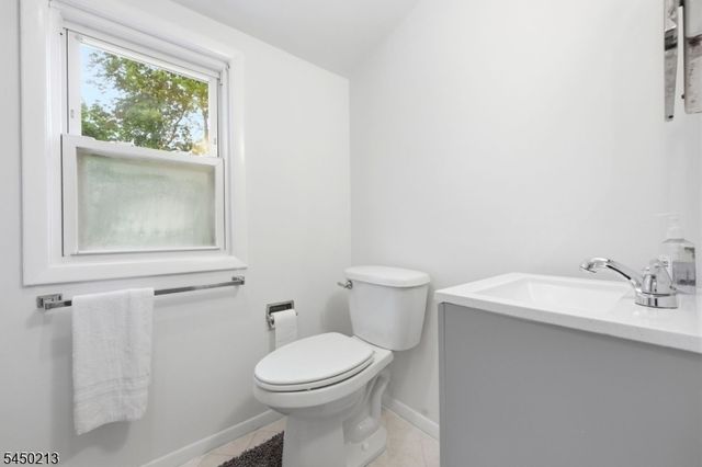 37 Forest Ave, Nutley Twp., NJ 07110