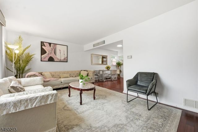 37 Forest Ave, Nutley Twp., NJ 07110