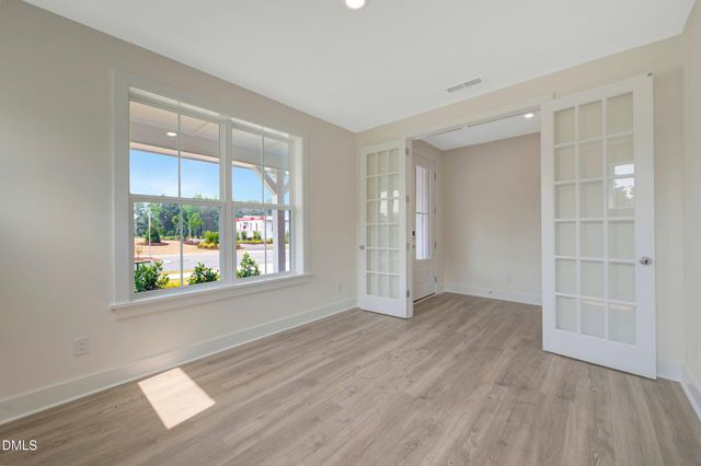 2511 Vetrina Way, Apex, NC 27502