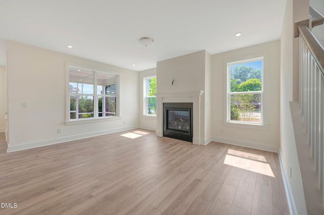 2511 Vetrina Way, Apex, NC 27502