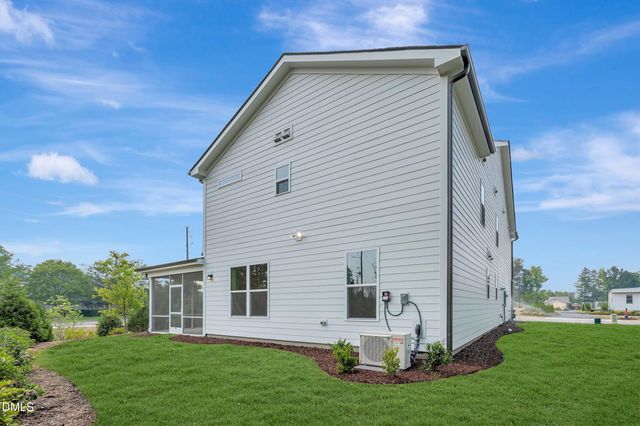 2511 Vetrina Way, Apex, NC 27502