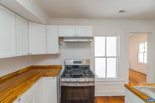 1108 BLENHEIM AVE, Charlottesville, VA 22902