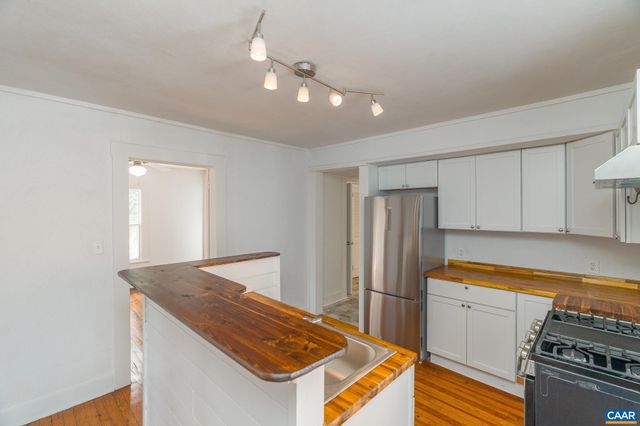 1108 BLENHEIM AVE, Charlottesville, VA 22902