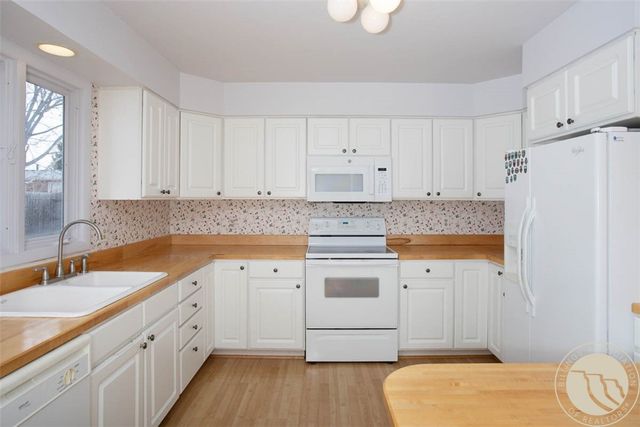 2021 Glendale Lane, Billings, MT 59102