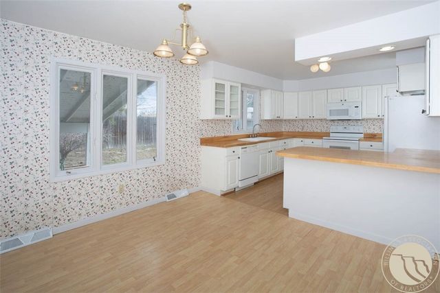 2021 Glendale Lane, Billings, MT 59102