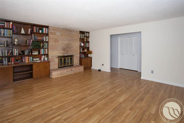 2021 Glendale Lane, Billings, MT 59102