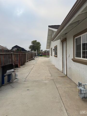 5313 Annette Street, Bakersfield, CA 93313