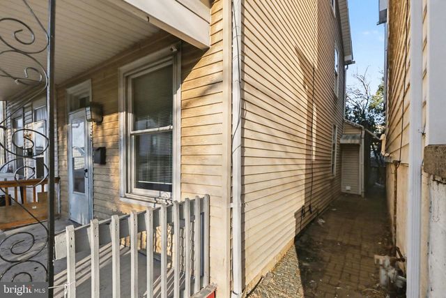 335 POPLAR ST, Steelton, PA 17113