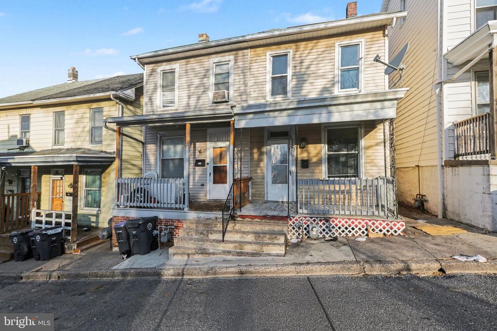 335 POPLAR ST, Steelton, PA 17113