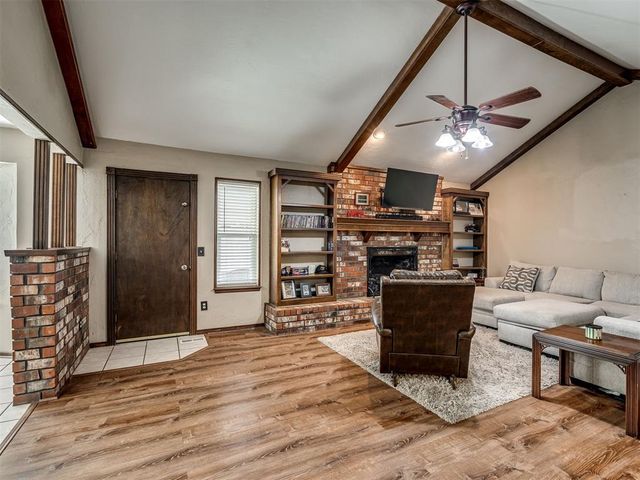 9812 S Hillcrest Drive, Oklahoma City, OK 73159