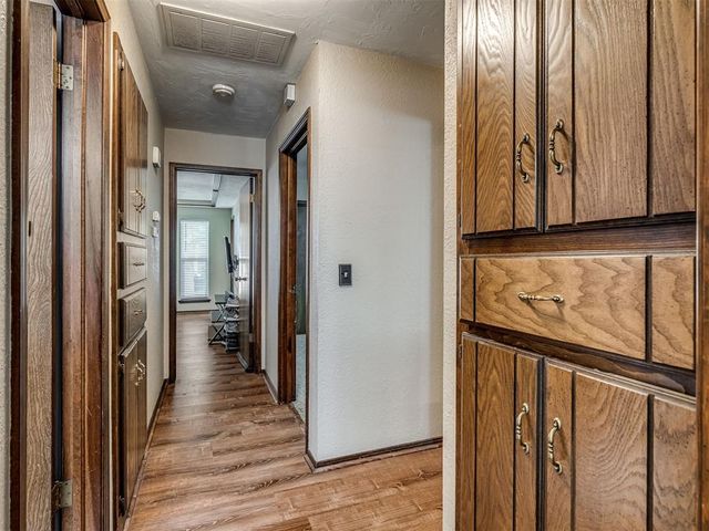 9812 S Hillcrest Drive, Oklahoma City, OK 73159