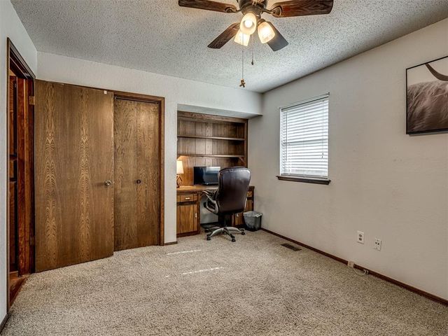 9812 S Hillcrest Drive, Oklahoma City, OK 73159