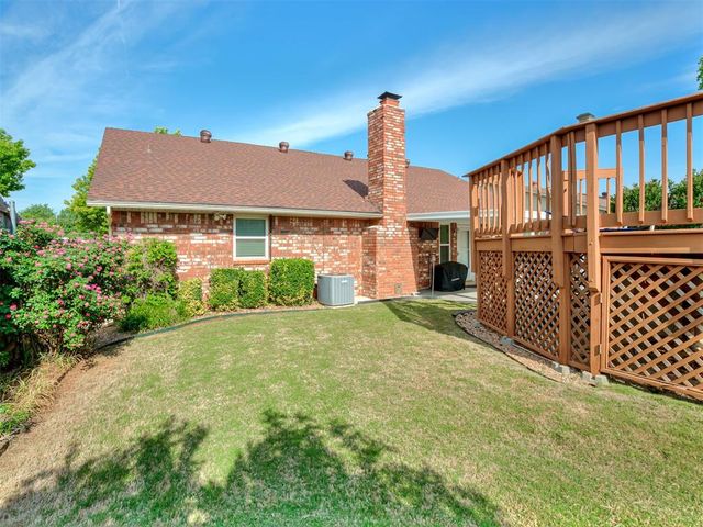 9812 S Hillcrest Drive, Oklahoma City, OK 73159