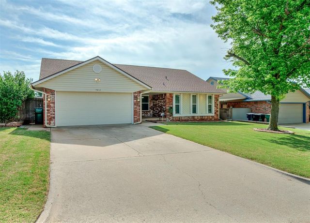 9812 S Hillcrest Drive, Oklahoma City, OK 73159