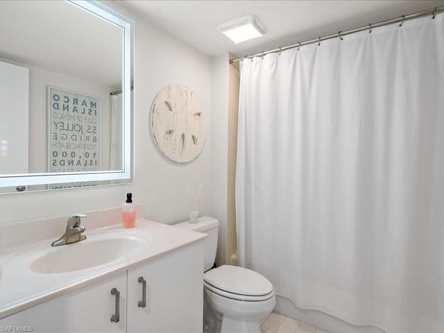 990 Cape Marco DR 201, Marco Island, FL 34145