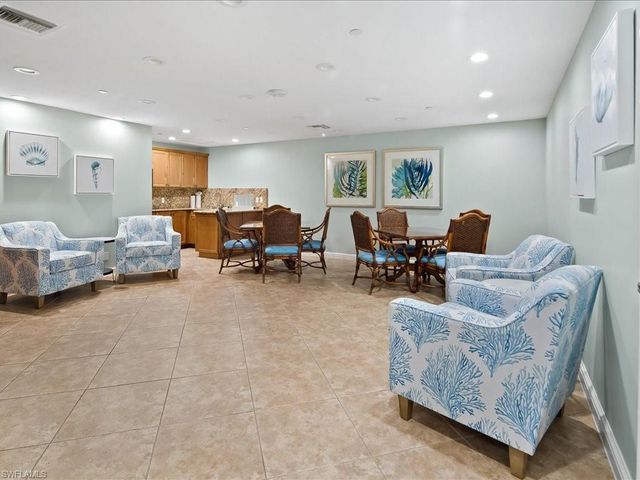 990 Cape Marco DR 201, Marco Island, FL 34145