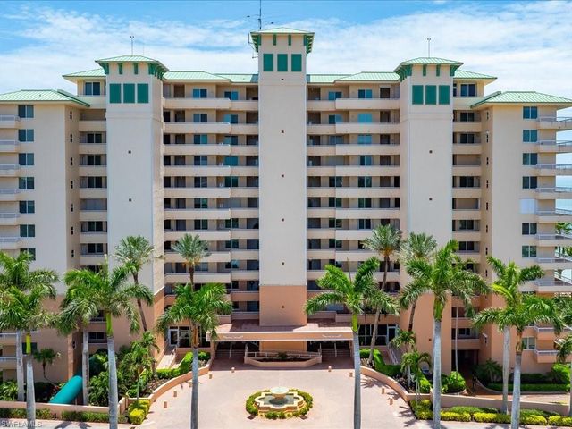 990 Cape Marco DR 201, Marco Island, FL 34145
