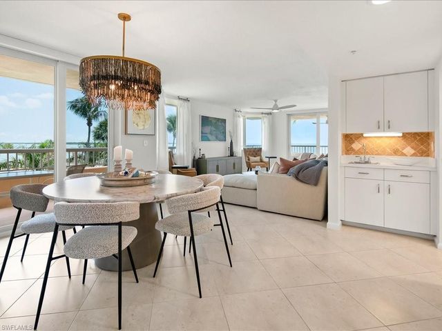990 Cape Marco DR 201, Marco Island, FL 34145