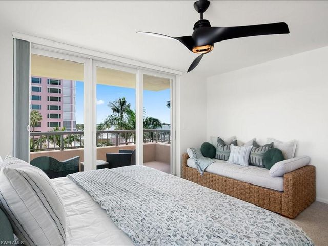 990 Cape Marco DR 201, Marco Island, FL 34145