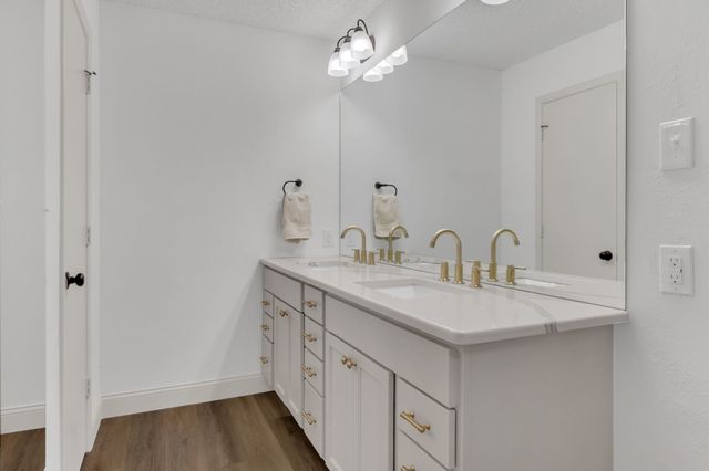 6433 Heather Drive, Watauga, TX 76148