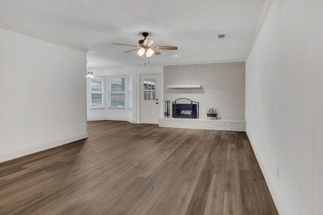 6433 Heather Drive, Watauga, TX 76148