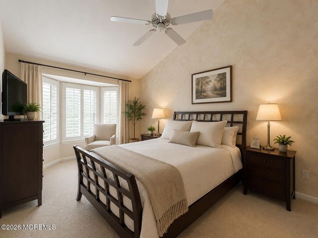 19 Painted Wagon Road 100, Holmdel, NJ 07733