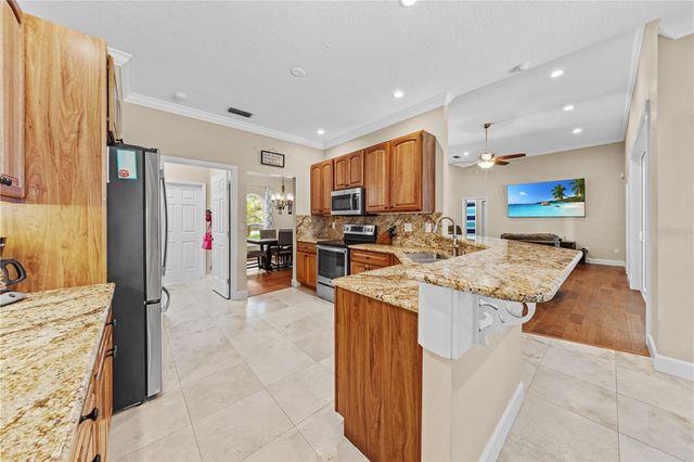 1095 W LAKE HAMILTON DRIVE, Winter Haven, FL 33881