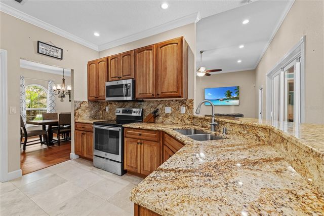 1095 W LAKE HAMILTON DRIVE, Winter Haven, FL 33881