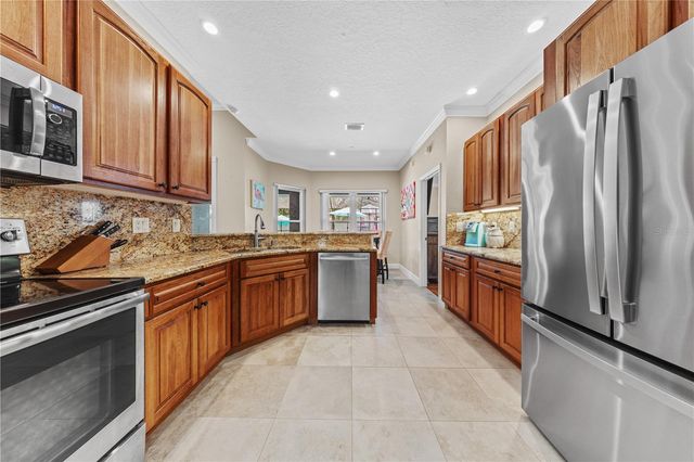 1095 W LAKE HAMILTON DRIVE, Winter Haven, FL 33881