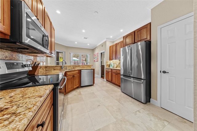 1095 W LAKE HAMILTON DRIVE, Winter Haven, FL 33881