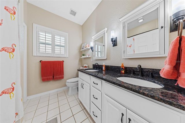 1095 W LAKE HAMILTON DRIVE, Winter Haven, FL 33881
