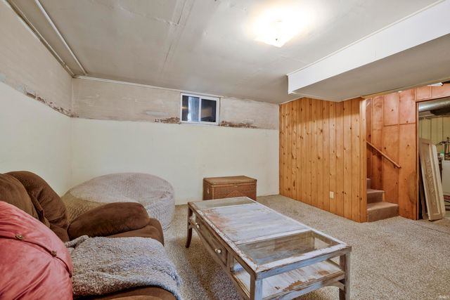 23 N Alvord Boulevard, Evansville, IN 47711